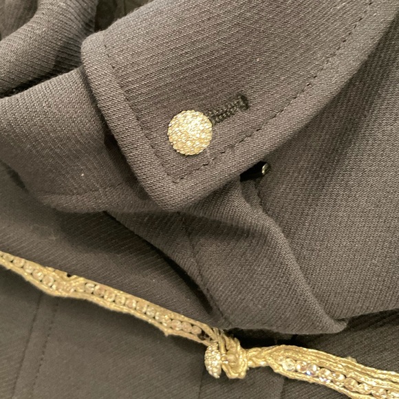 Chanel 2002 Autumn collection full suit with crystal details. Stunning! - Picture 16 of 16